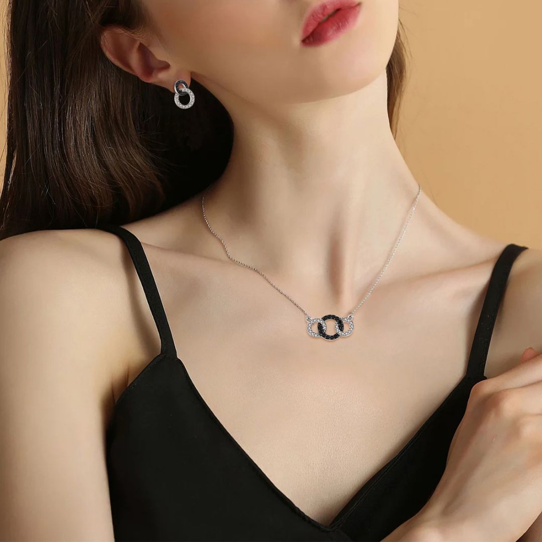 Elegant Circle Necklace & Earrings Set – 925 Silver with Zirconia