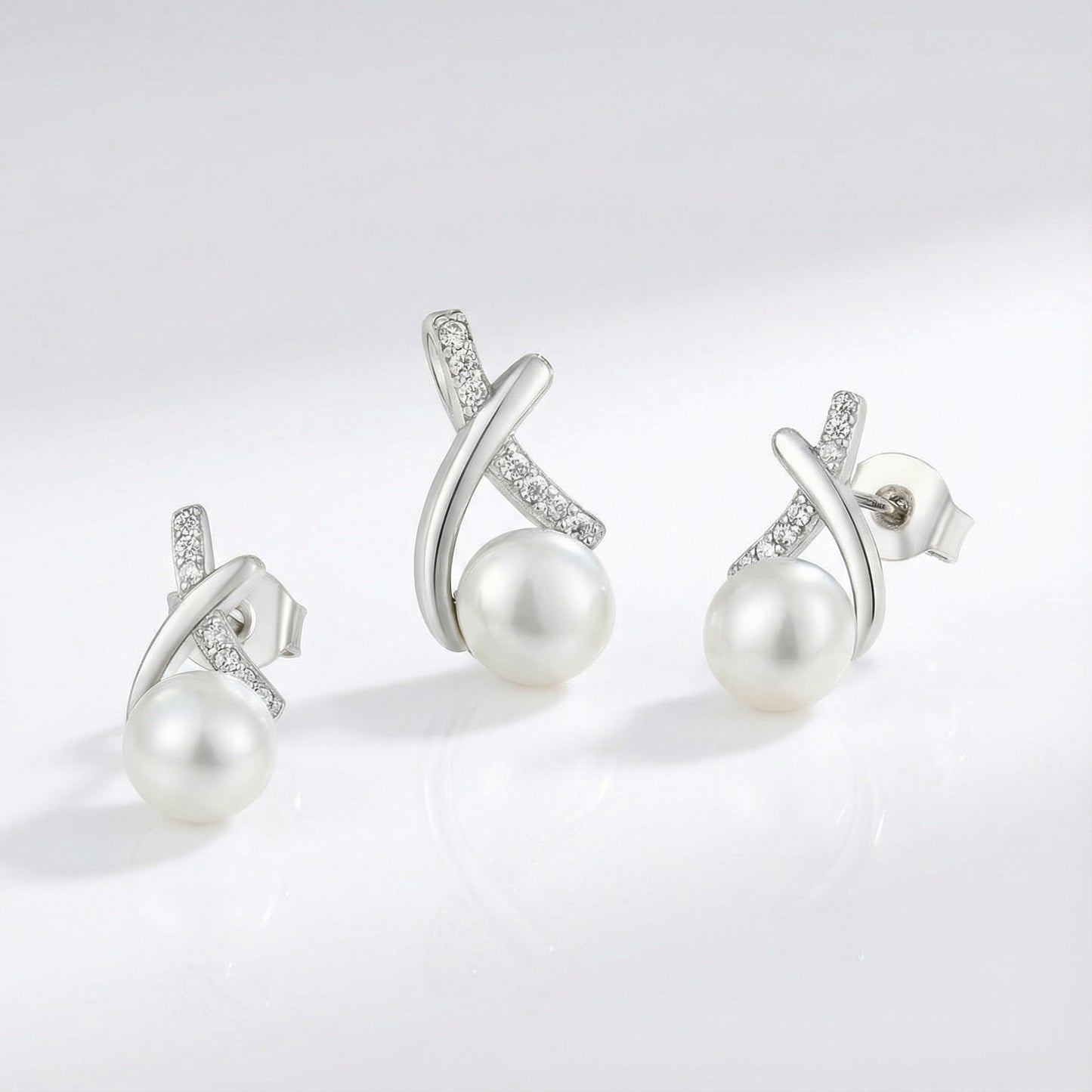 Luxury 925 Sterling Silver Pearl Jewelry Set – Earrings & Necklace