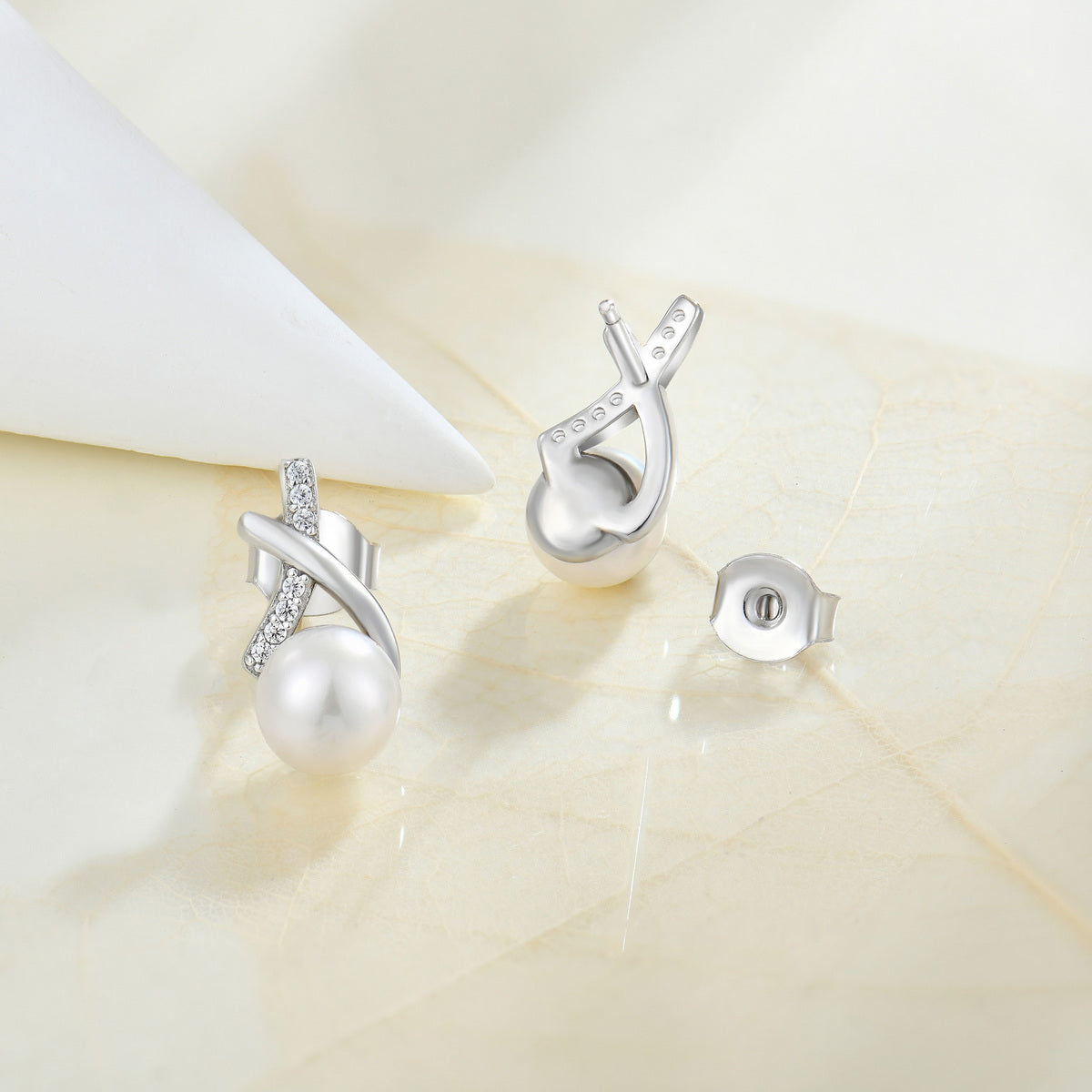 Luxury 925 Sterling Silver Pearl Jewelry Set – Earrings & Necklace