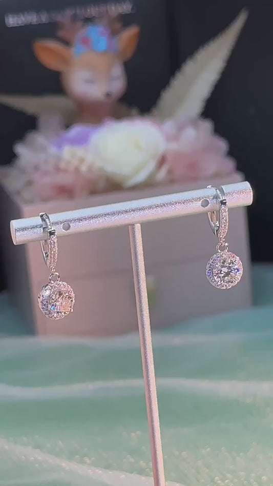 Dazzling Moissanite Earrings – Sterling Silver, Modern & Sophisticated